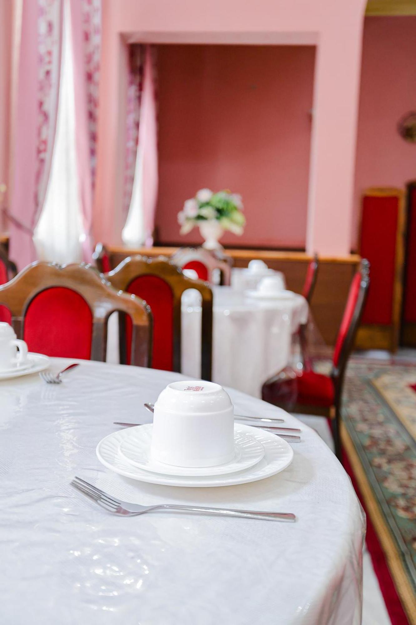 Hotel Yangi Sharq Samarkand Esterno foto