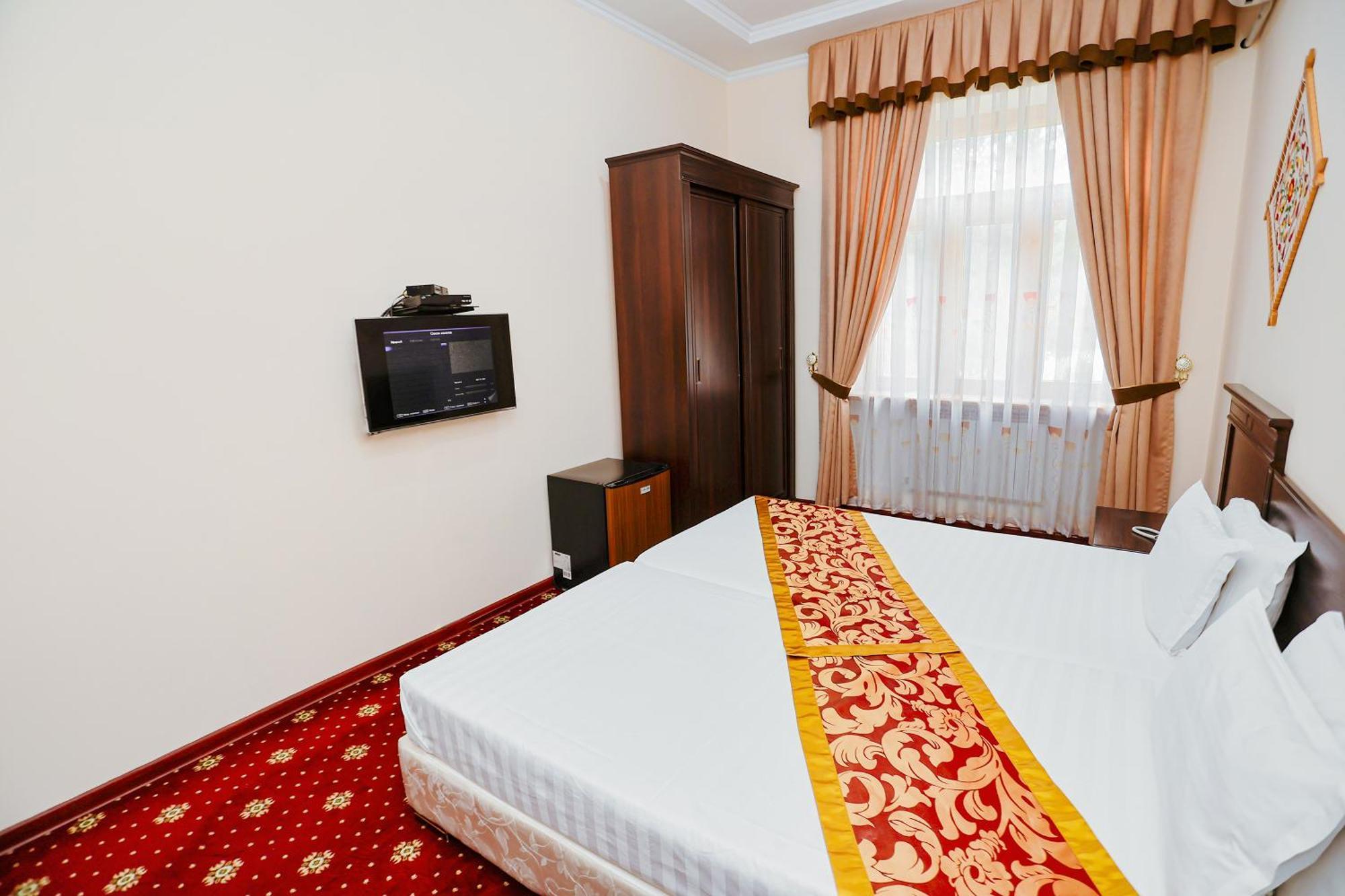 Hotel Yangi Sharq Samarkand Esterno foto
