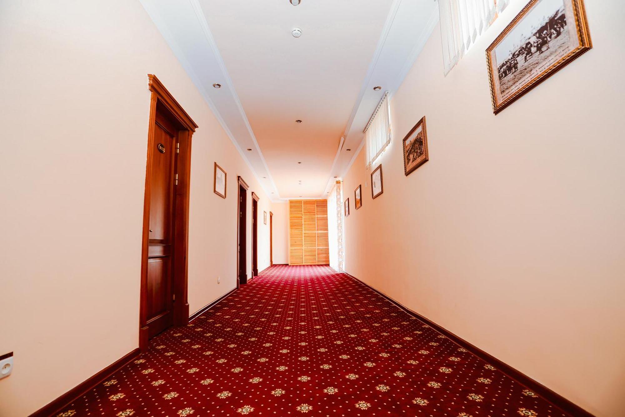 Hotel Yangi Sharq Samarkand Esterno foto