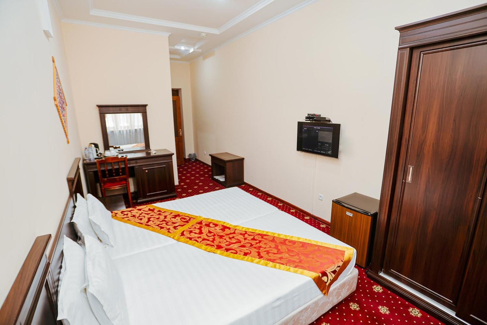 Hotel Yangi Sharq Samarkand Esterno foto