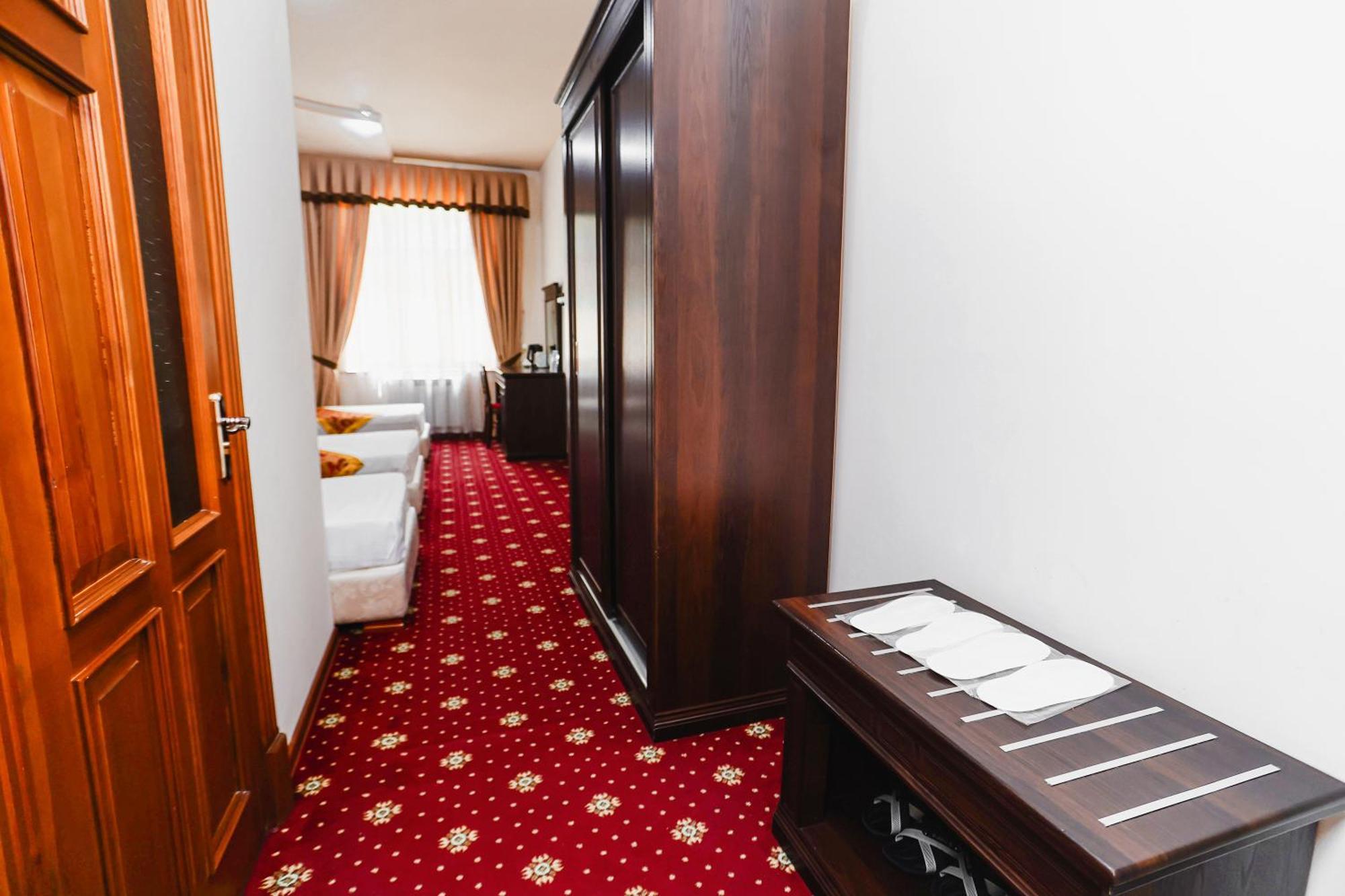 Hotel Yangi Sharq Samarkand Esterno foto