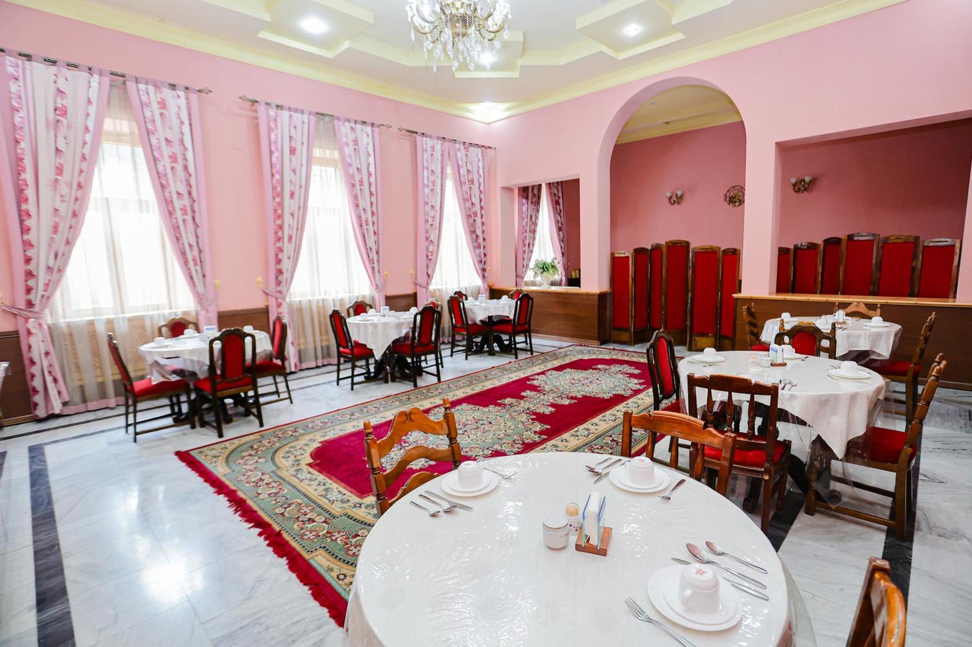 Hotel Yangi Sharq Samarkand Esterno foto