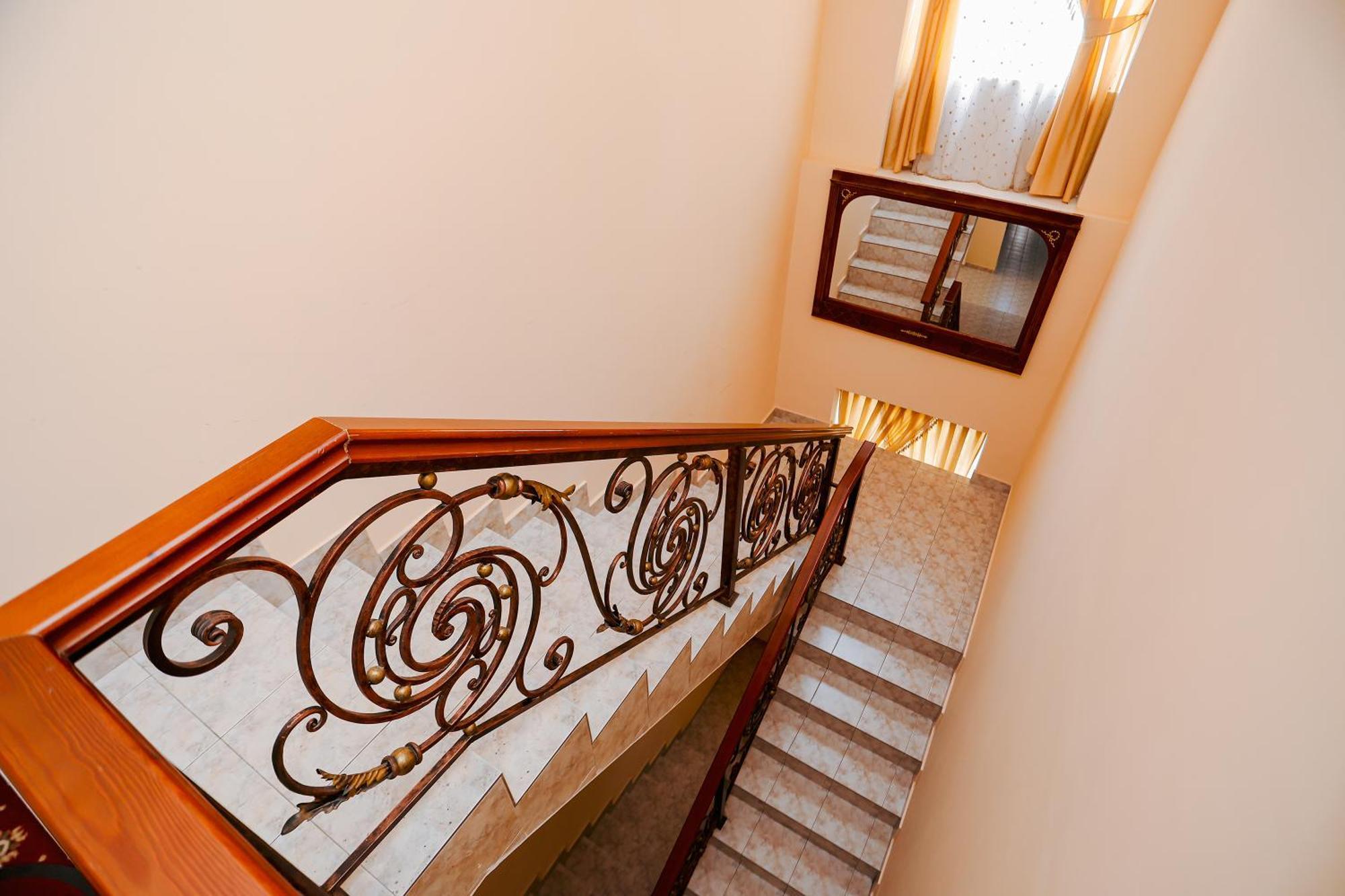 Hotel Yangi Sharq Samarkand Esterno foto