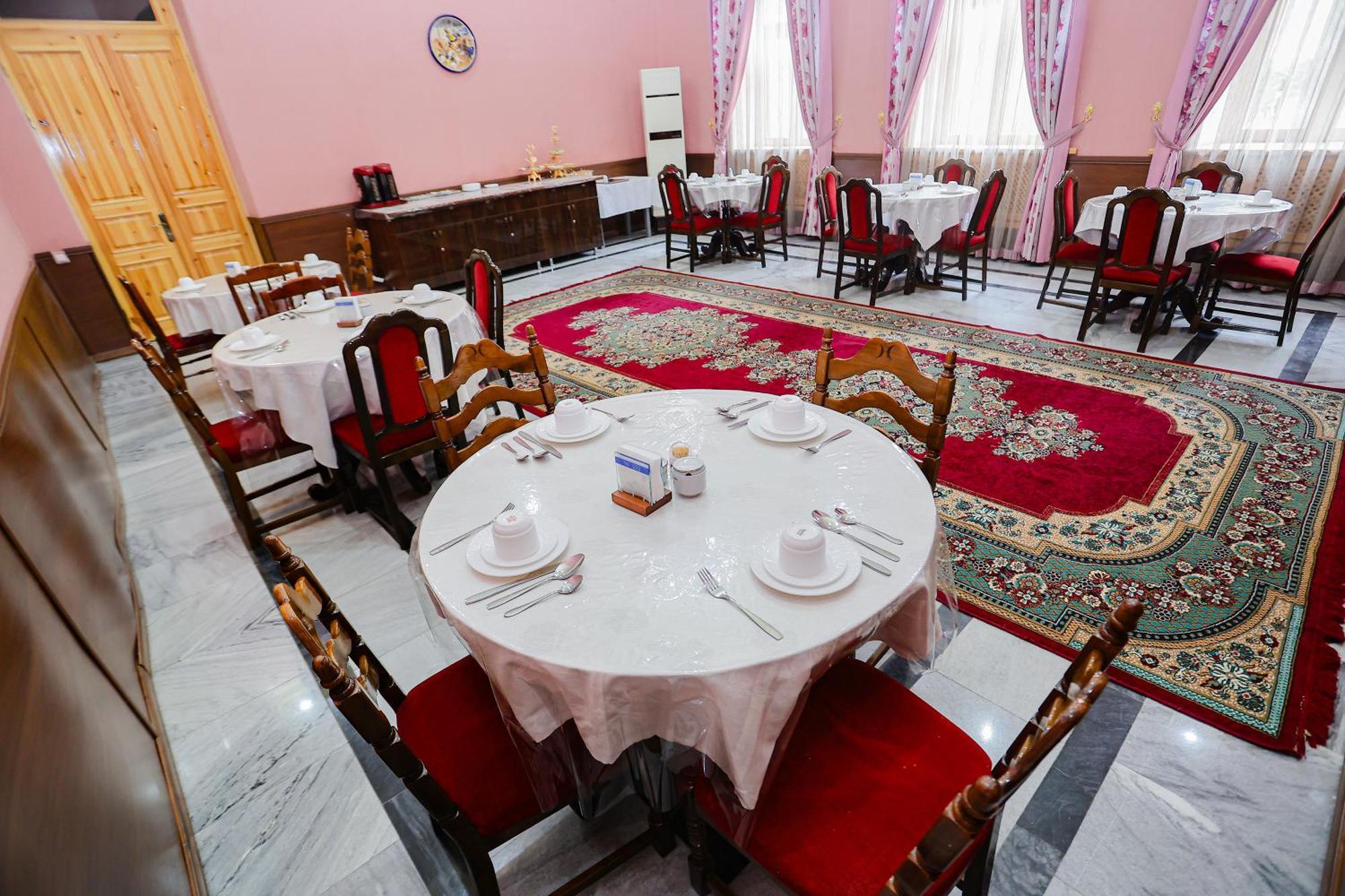 Hotel Yangi Sharq Samarkand Esterno foto